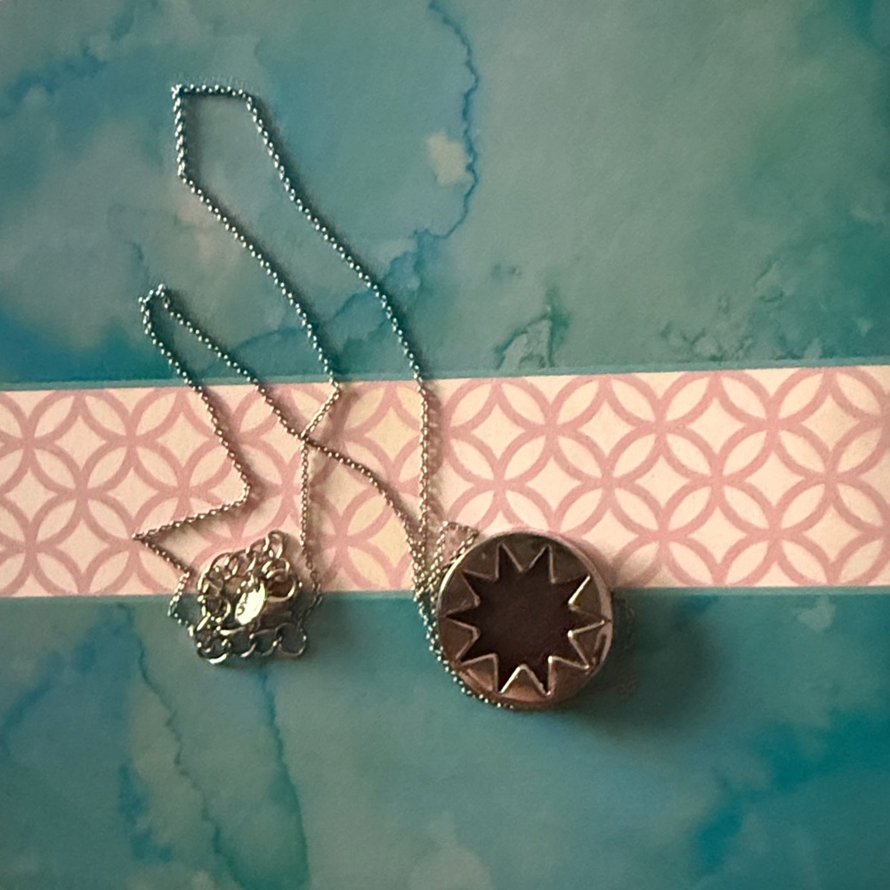 Preloved-House of Harlow 1960 Mini Sunburst Pendant Necklace